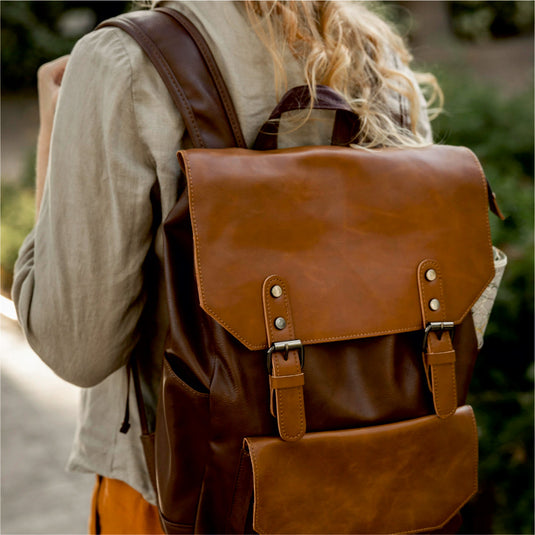 Leather Manor: Luxury Leather Goods | Handcrafted Elegance